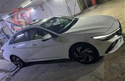 هیوندای ئەلەنترا